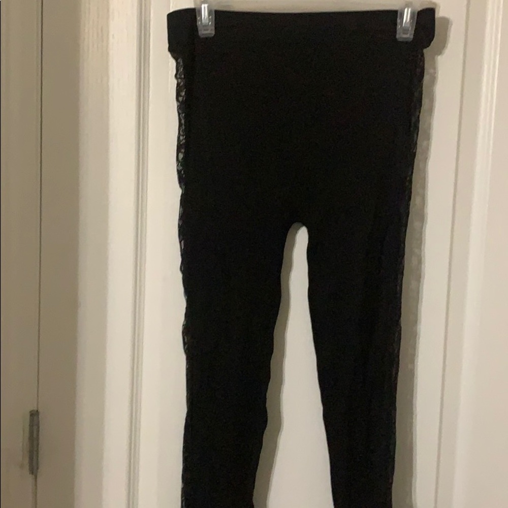 Lace details black tights